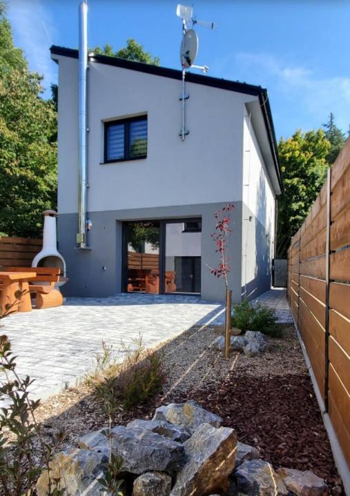Privat Kras Villa Holstejn Exterior photo